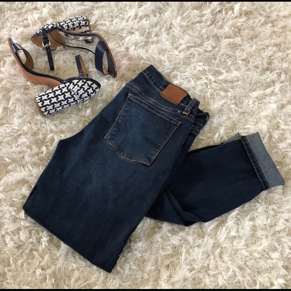 Lucky Brand Jeans (Brooklyn Skinny) - Picture 2 of 4